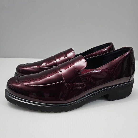 Munro Geena Penny Loafer Womens 9.5 Burgundy Red Shiny Patent Leather Slip On - Picture 1 of 13
